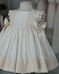 Vestido y braga Santa Teresa