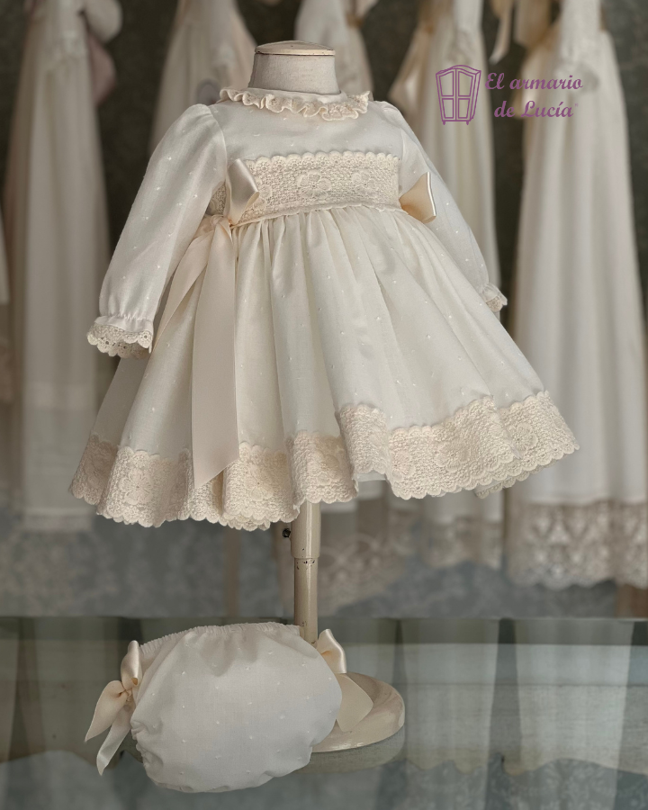 Vestido y braga Santa Marta manga larga